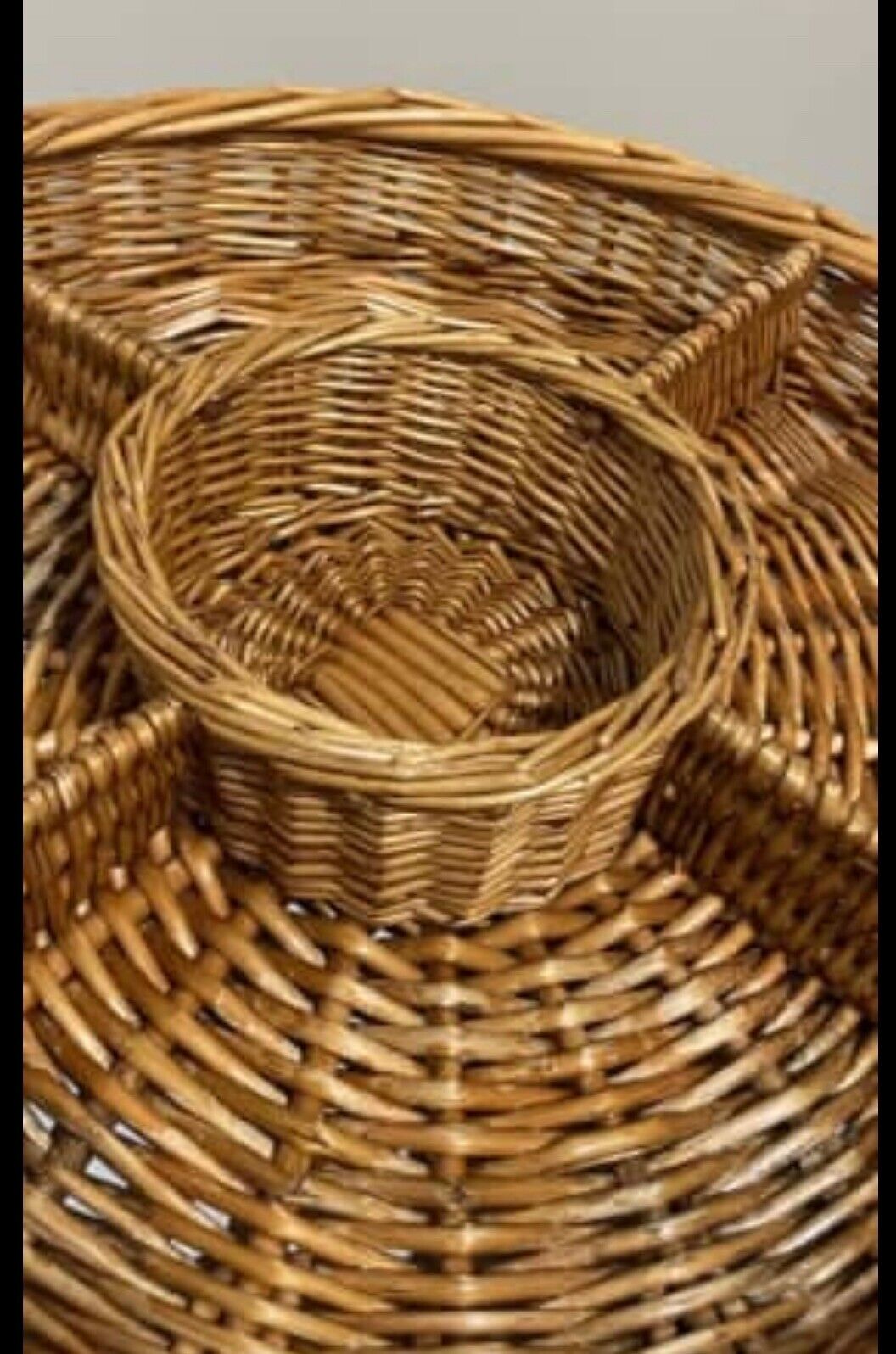 Vintage Wicker Basket Round 40cm Natural Brown Willow Cane Snack Tray Organiser