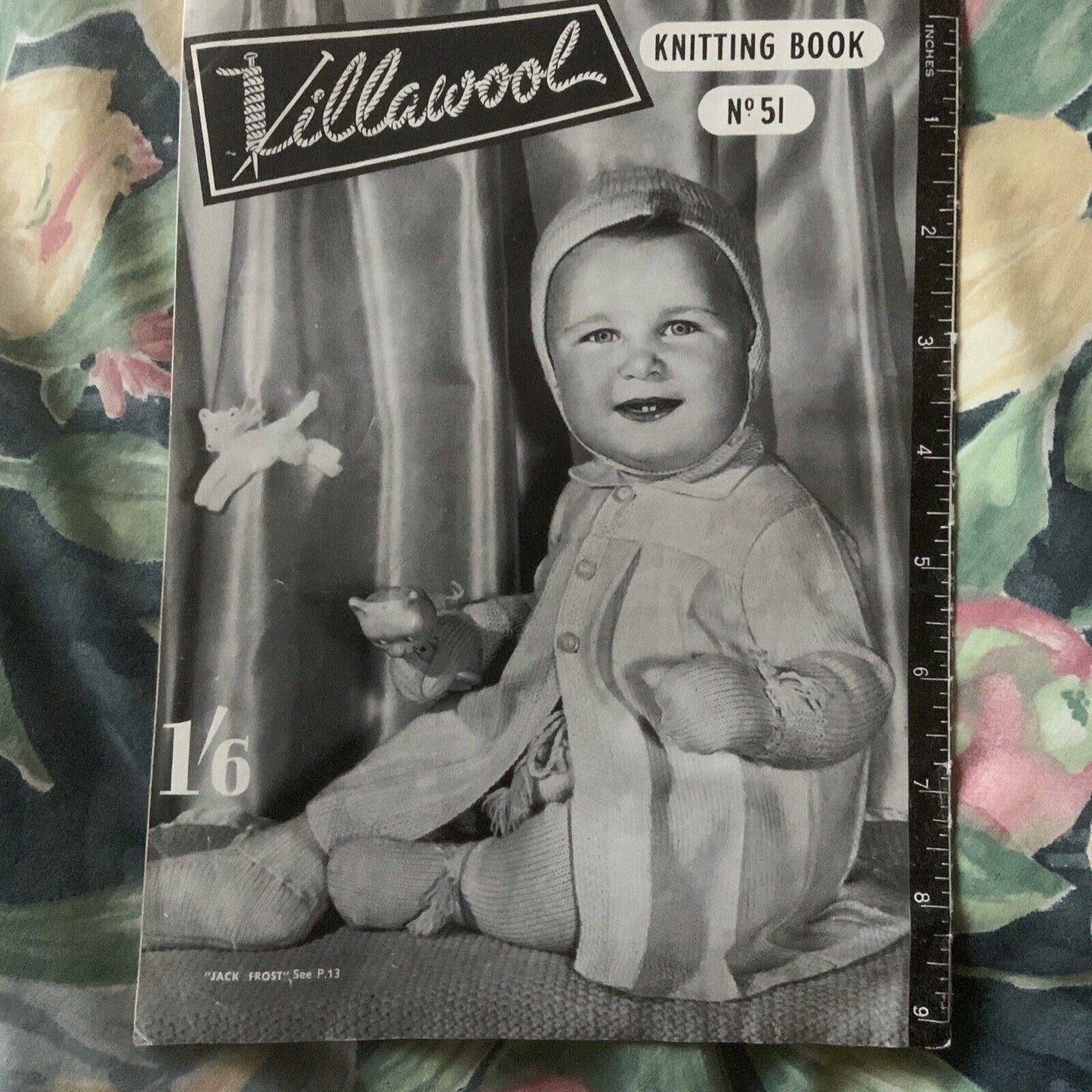 VILLAWOOL KNITTING BOOK NO 51 CROCHETED DESIGNS FOR BABIES Vintage Knit Pattern