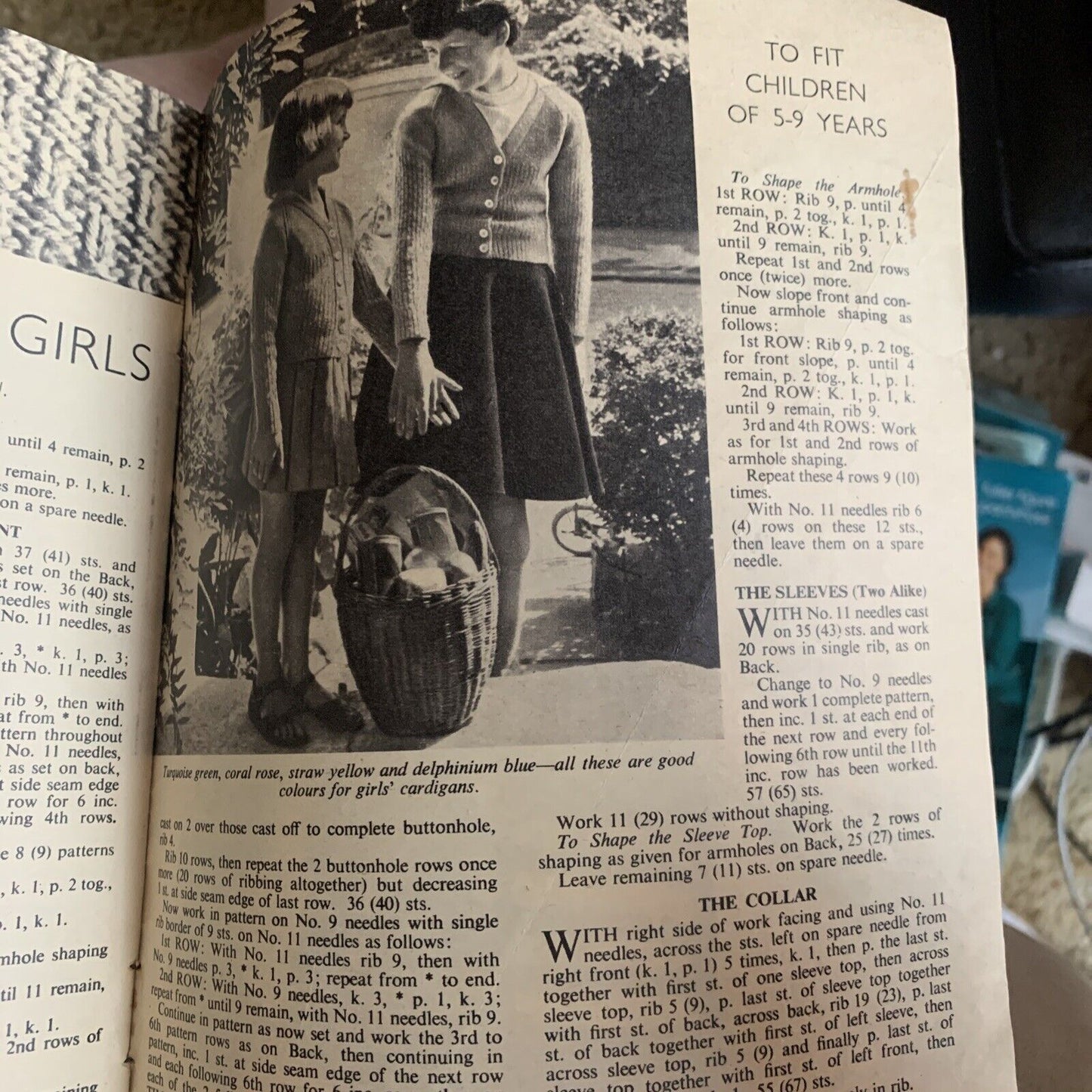 Vintage Pattern Booklet 1960s Womans Weekly Jackets & Cardigans Double Knitting