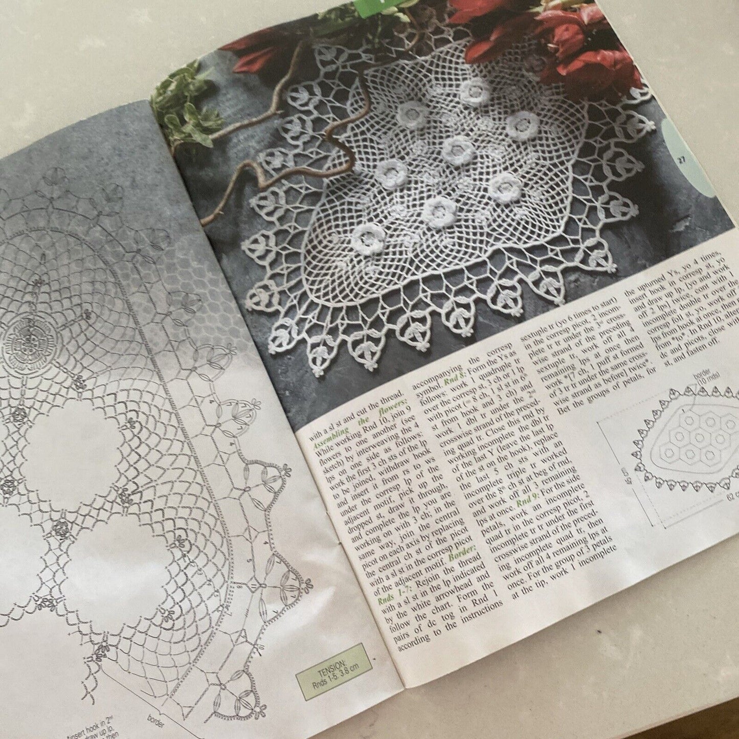 Crochet Monthly Magazine Issue 280 Provence 9 Patterns 2002 France EUC