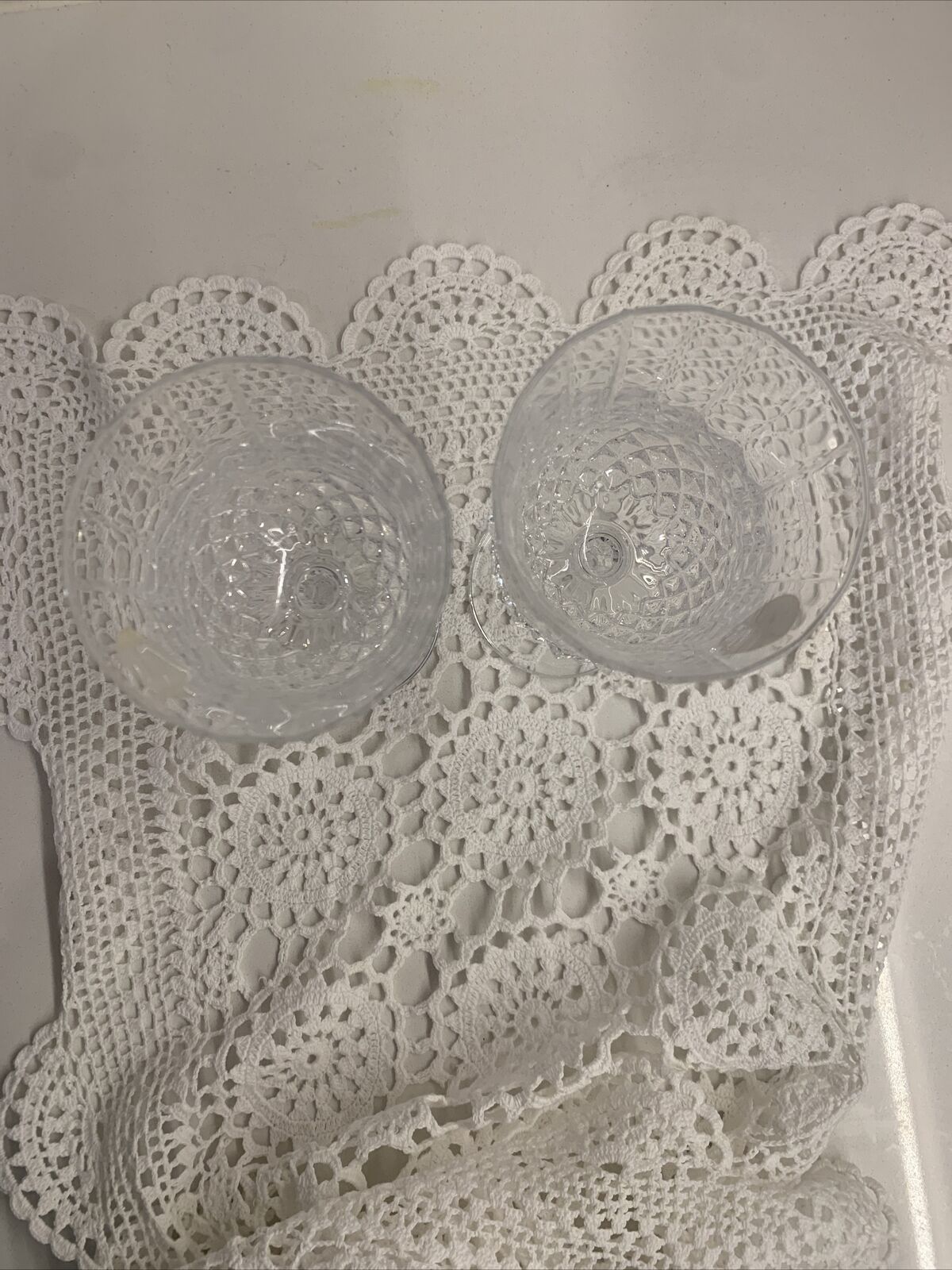 2 x Cristal d’Arques Longchamp Crystal Wine Glasses 17cm High 150ml Pair NEW