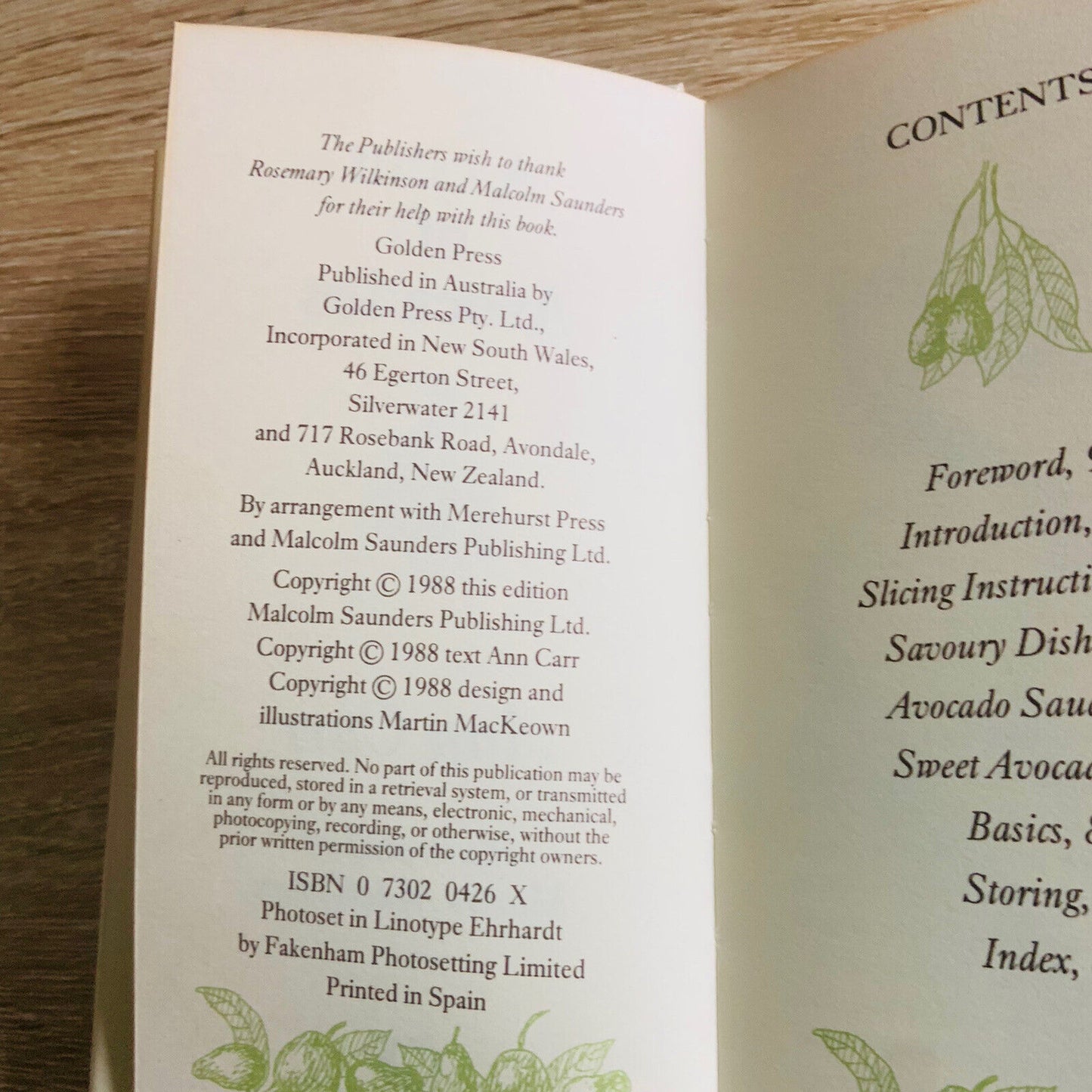 Cookbook A GLUT OF AVOCADOS by Ann Carr HC DJ 1988 Pocket Book Recipes