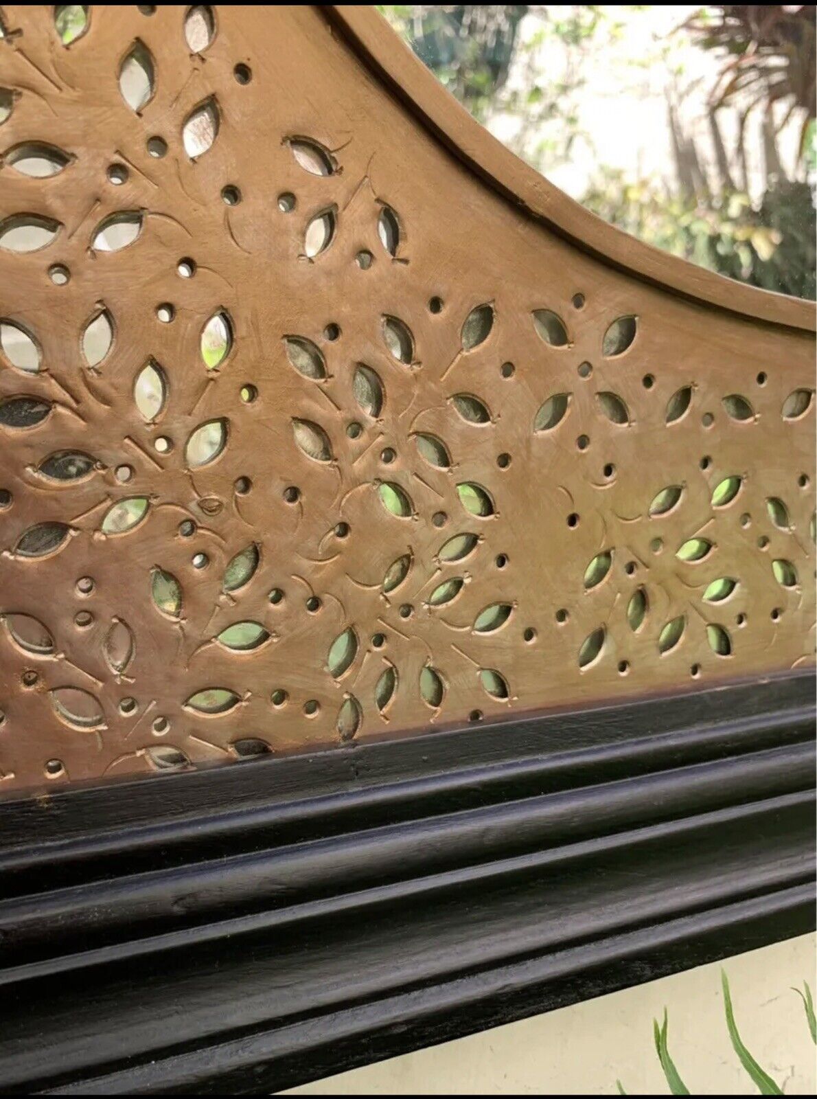 72x57cm Black Wooden Mirror Framed Gold Laser cut Metal Scandinavian DE2