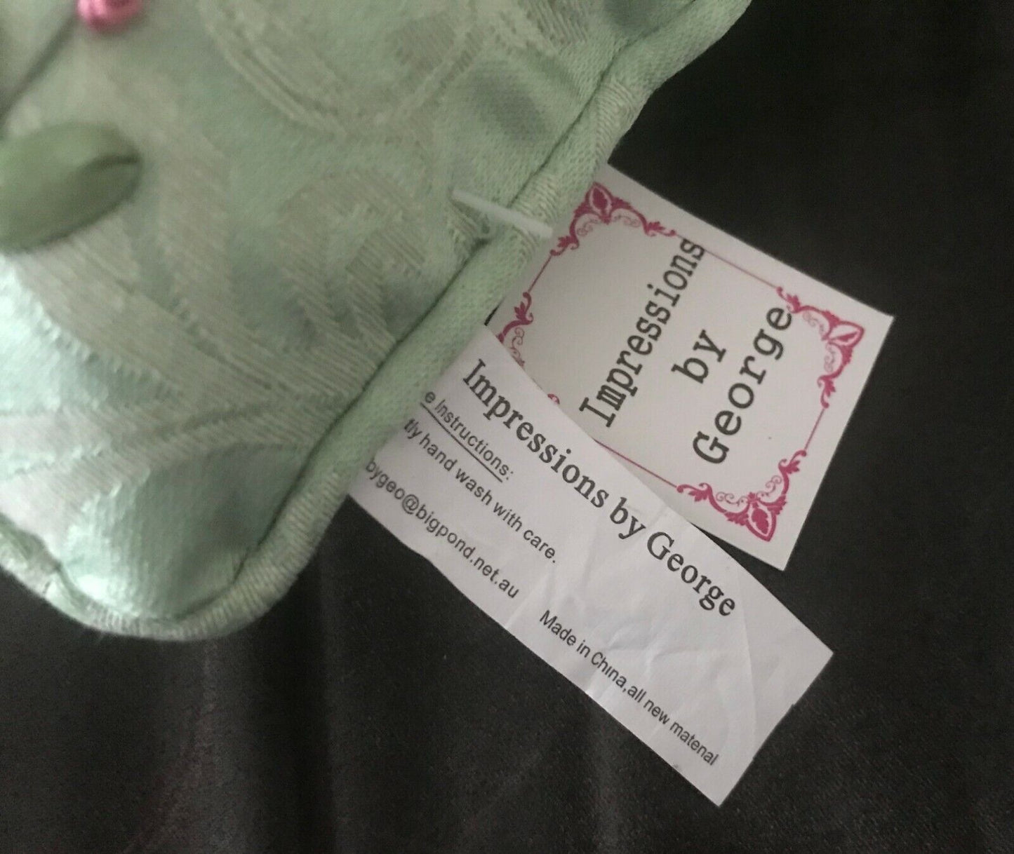 Light Green "There's nobody like my mummy" Embroidered Pillow Cushion NEW