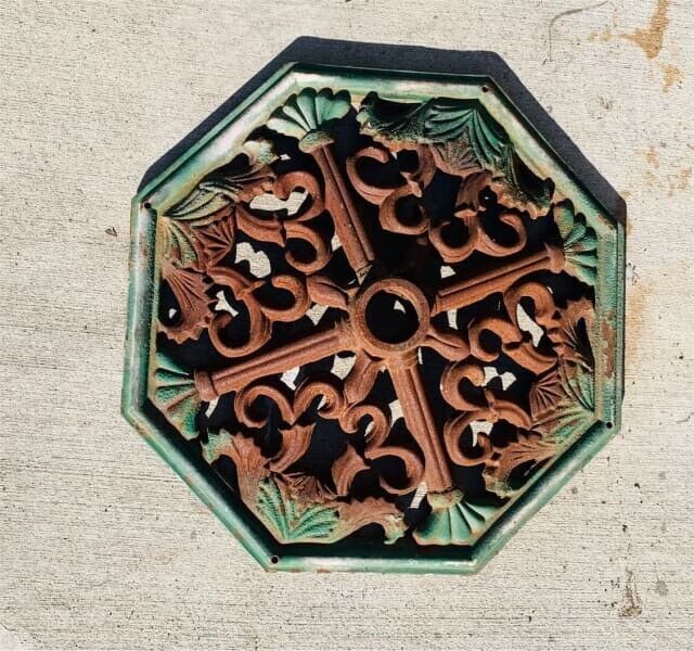 Heavy Cast Iron Umbrella Stand Octagonal 54cm D 5.5cm opening Rustic Ornate