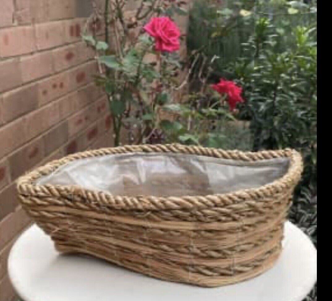 44cm Basket Tear Drop Straw Flower Planter Hamper Plastic Liner AE148 Handwoven