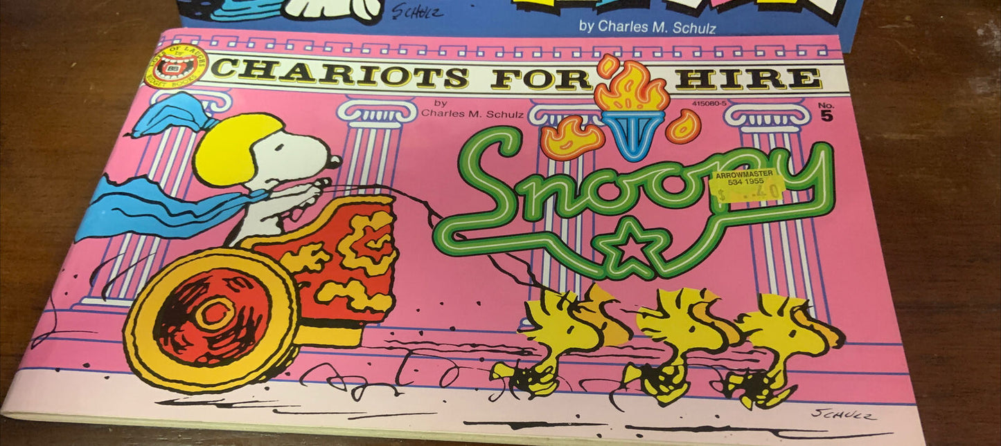 SNOOPY it’s a Dog’s Life & More Charles Schulz Comic Strip PB LOT 5 Book Bundle