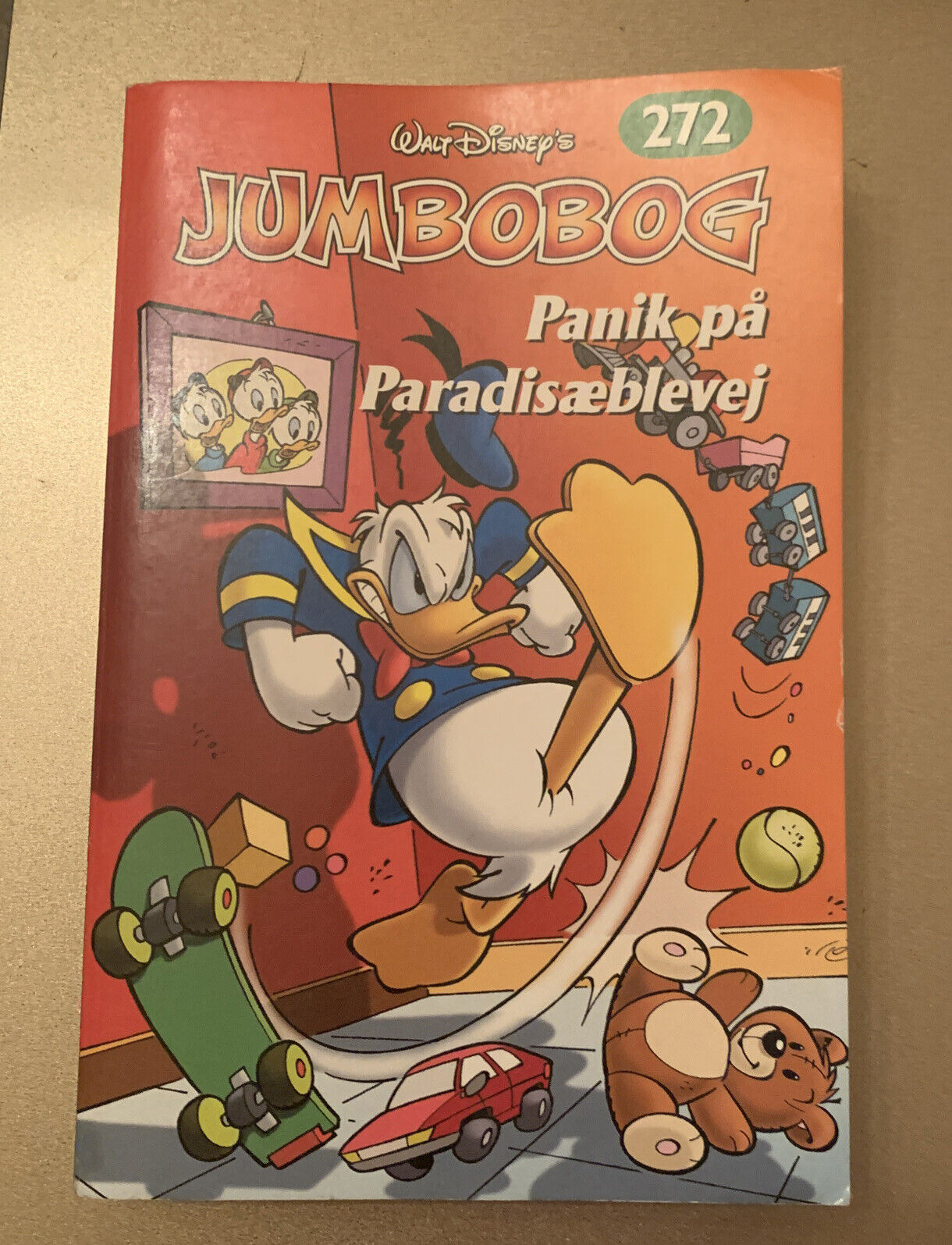 Walt Disney’s Danish Comic Jumbobog Nr. 272 Panik På Paradisæblevej Donald Duck