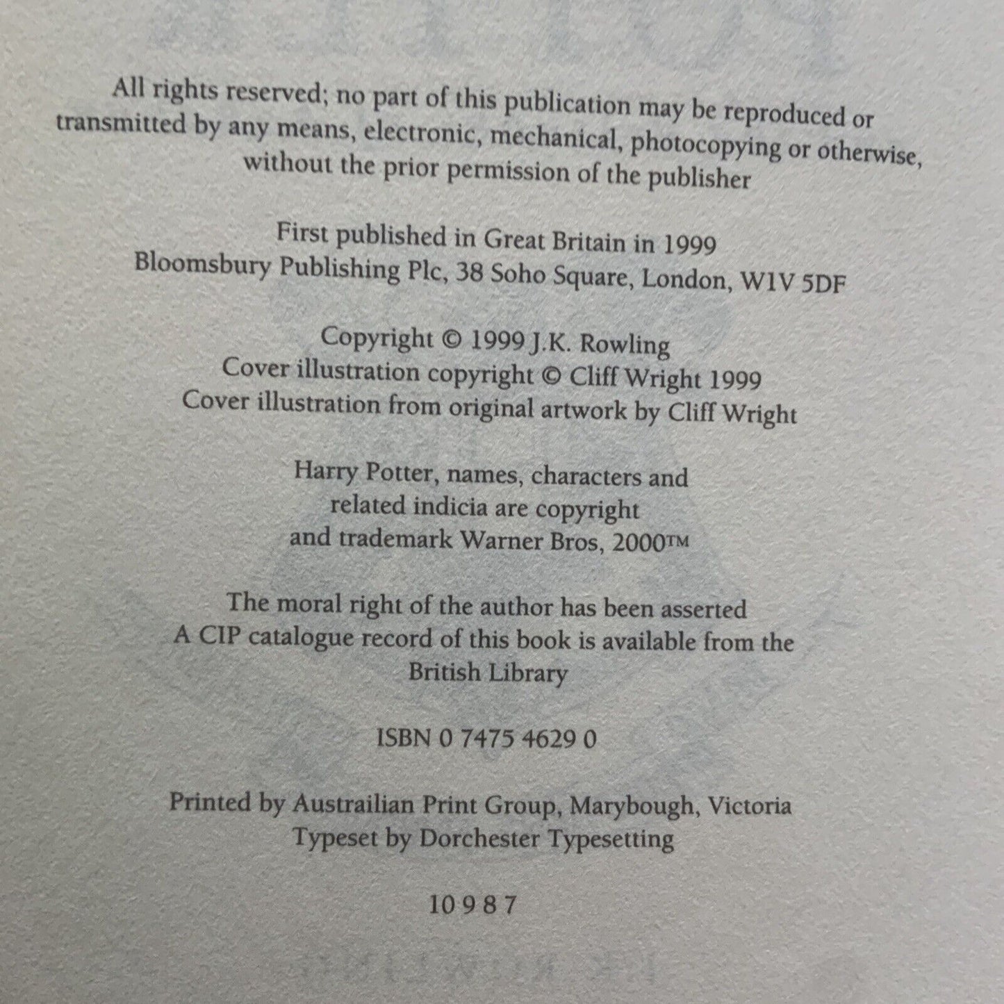 Harry Potter And The Prisoner Of Azkaban Paperback Book JK Rowling 1999 Fantasy