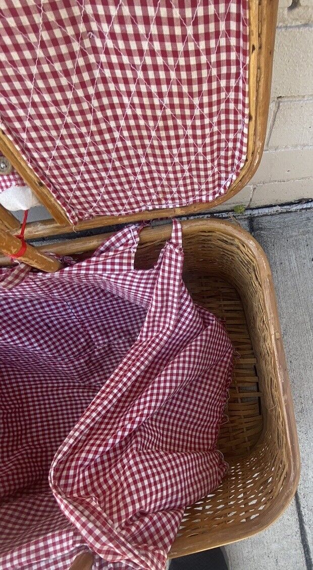Picnic Basket 1980’s 48cm Split Cane French Red Check Liner Display Storage E128