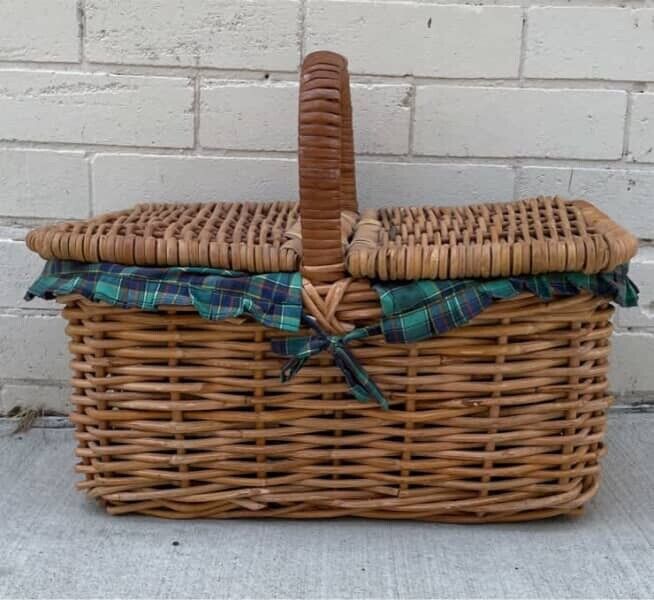 Vintage Picnic Basket 50cm BAMBOO CANE HAMPER FRENCH Green TARTAN LINER AE55