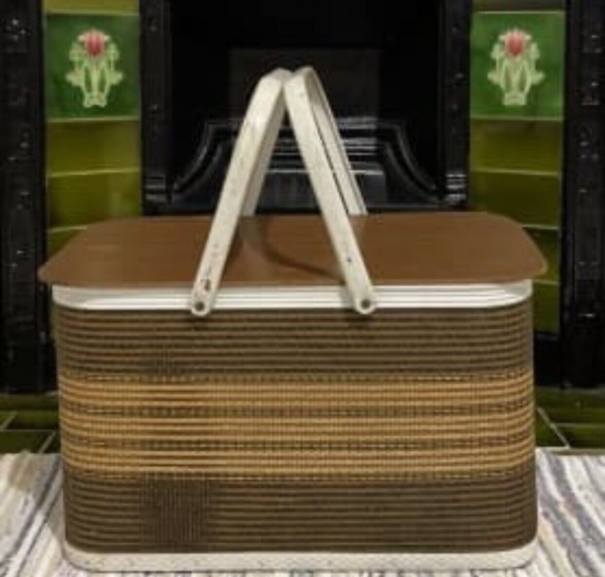 REDMON Picnic Basket Tartan Stripe Wood Lid Metal Handle Made USA Vintage AE125