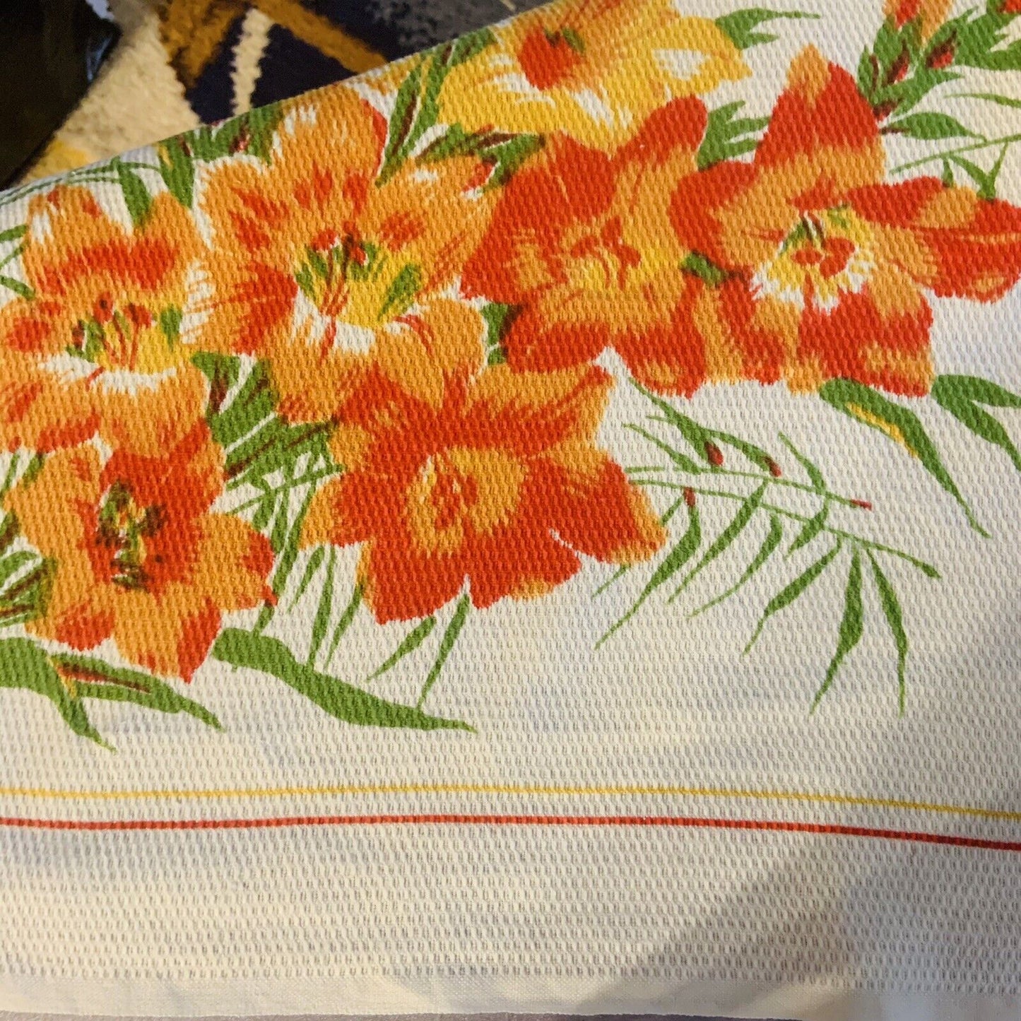 TABLE CLOTH Vintage 1960'S Floral Print WAFFLE COTTON Red Green Orange FLOWER