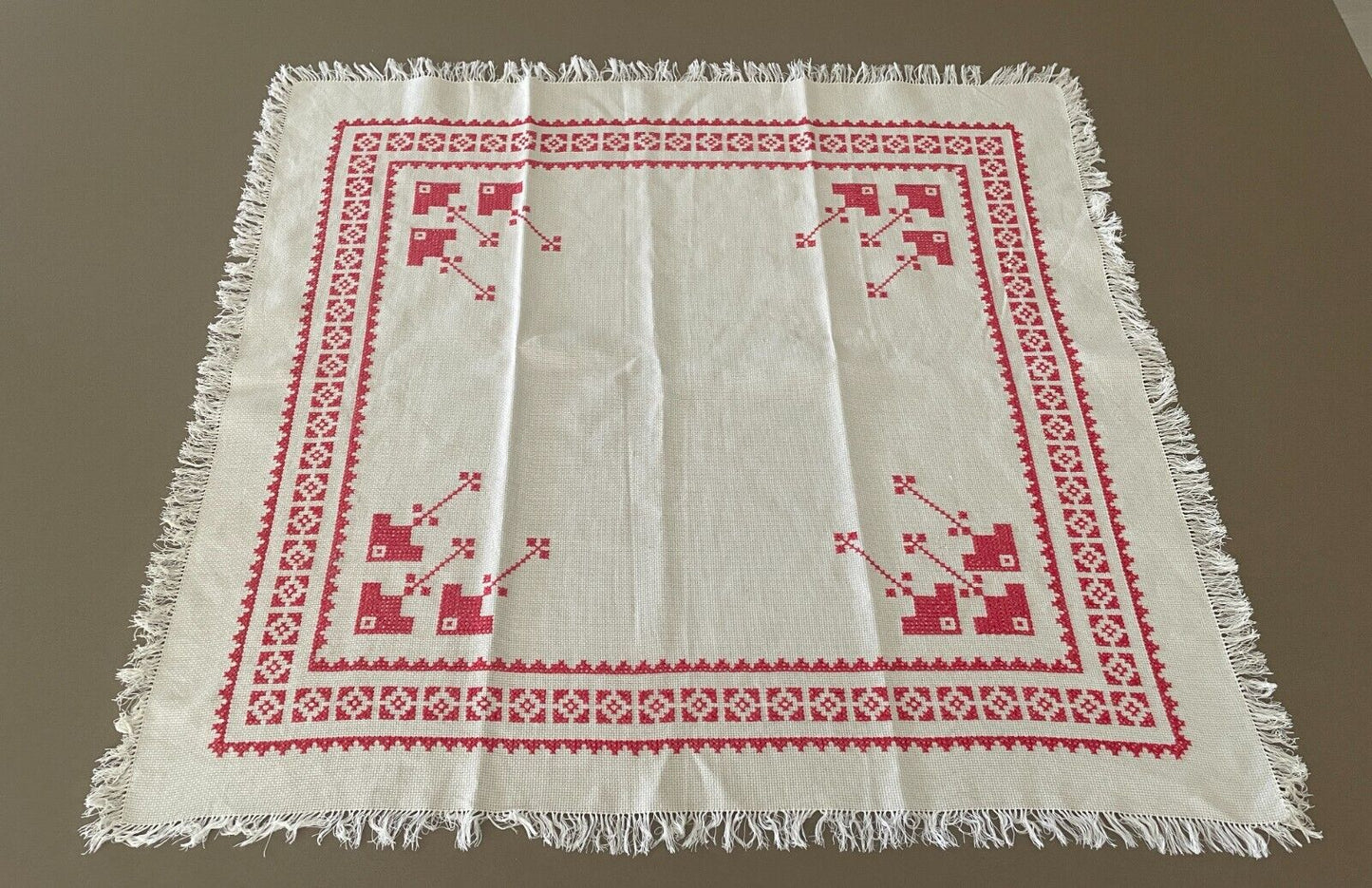 TABLE CLOTH Supper 1960s White Red Embroidered Border & Motif Baltic 70 x 76cm
