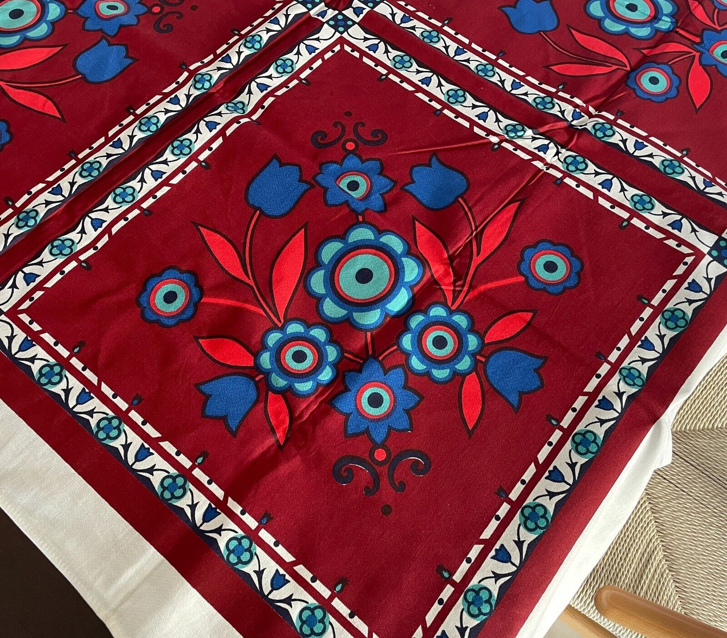 TABLE CLOTH Vintage 1960'S Cotton Maroon Retro Floral Print 127 x 172cm