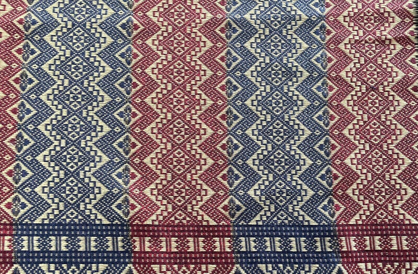 TABLE CLOTH Silky Gold Fringe Navy Russet Gold Weave Jacquard Throw 99.5 x 131cm