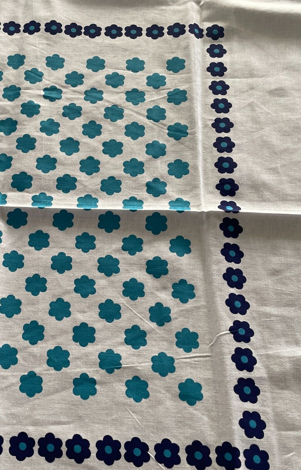 TABLE CLOTH Vintage 1960'S Cotton Blue Shades White Floral Print 127 x 176cm