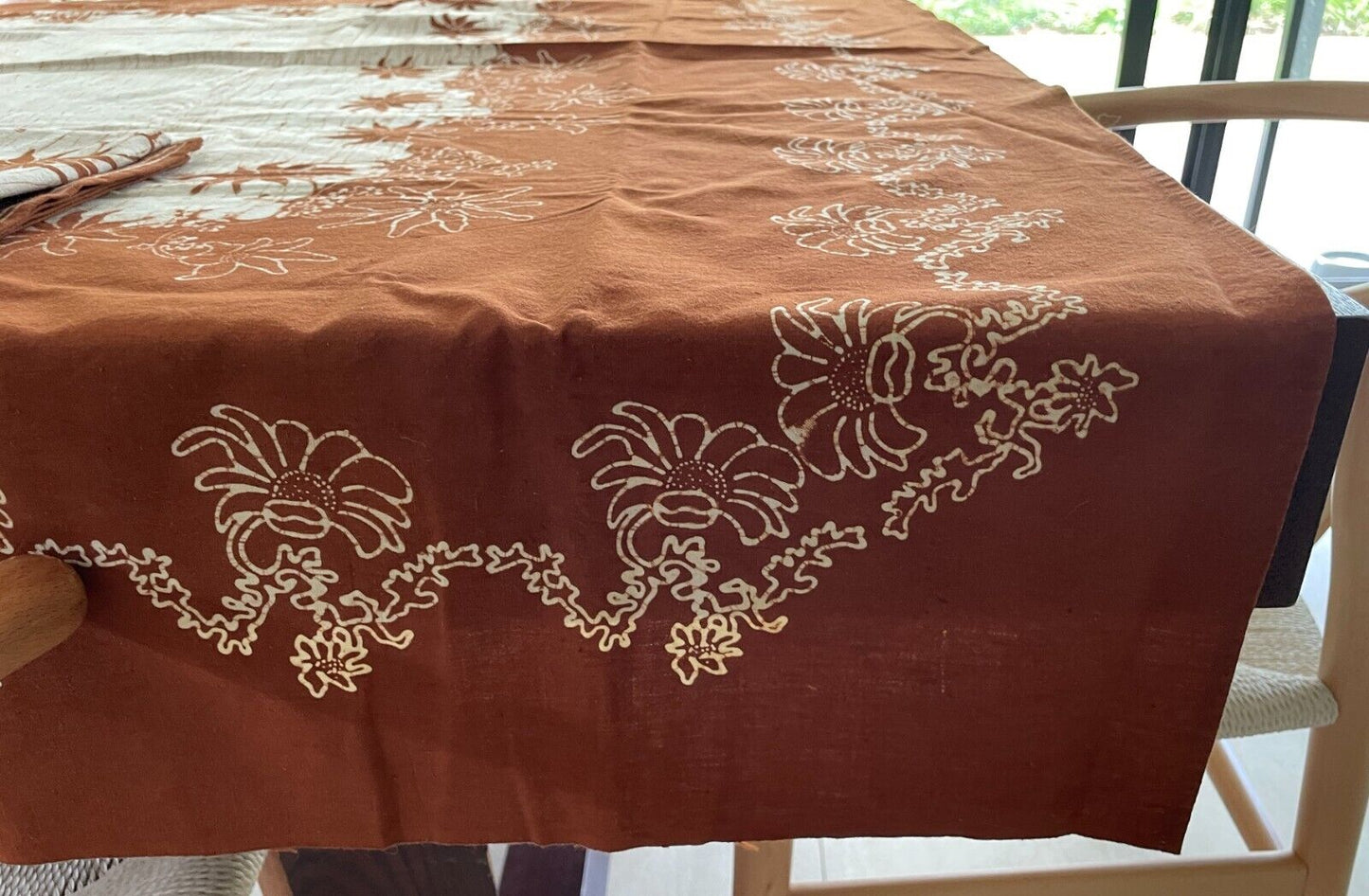 TABLE CLOTH + 6 Napkins 34cm Set 1960s Brown Off White Batik 201 x 153cm