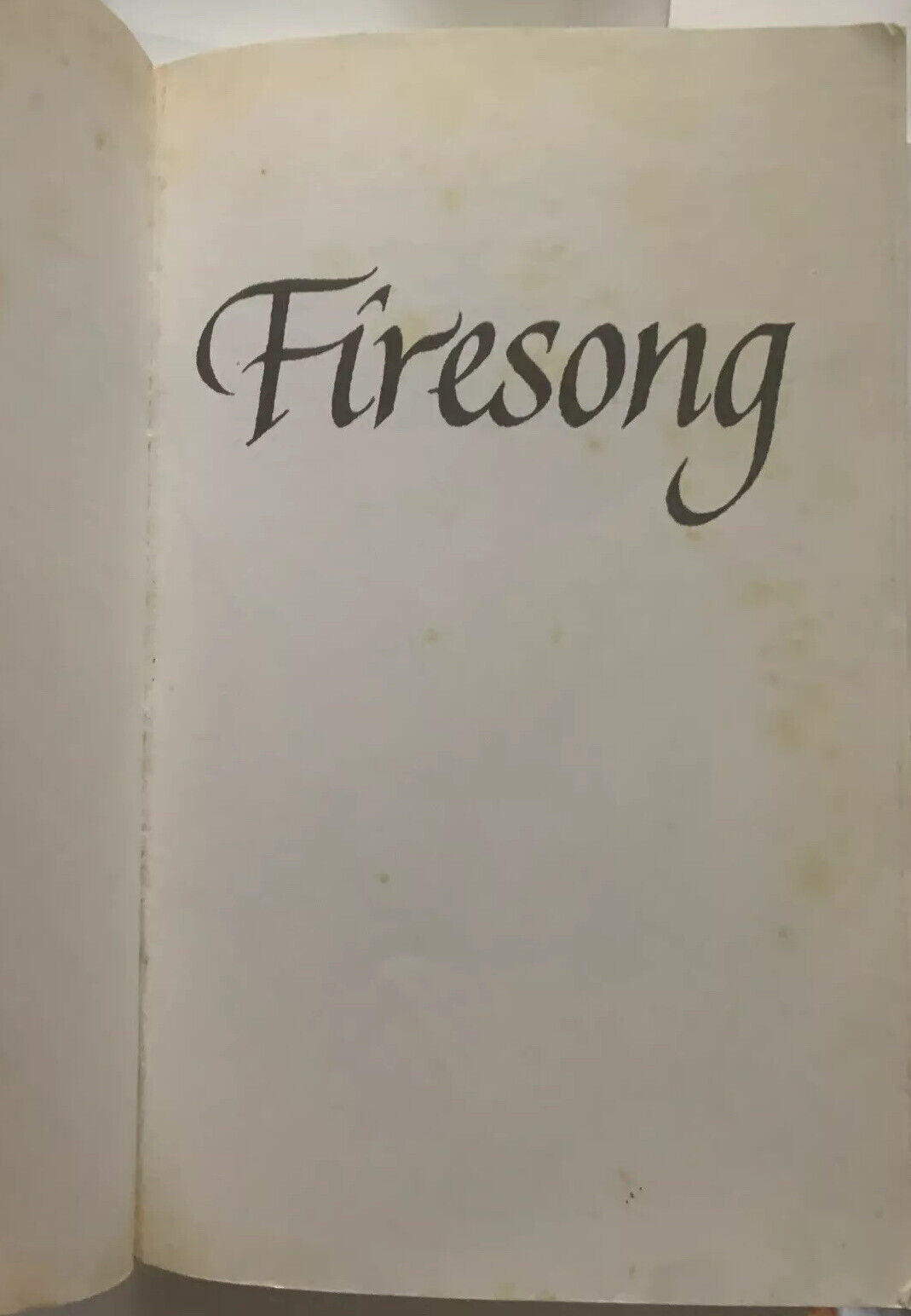 PB Book THE WIND N FIRE Firesong William Nicholson 2002