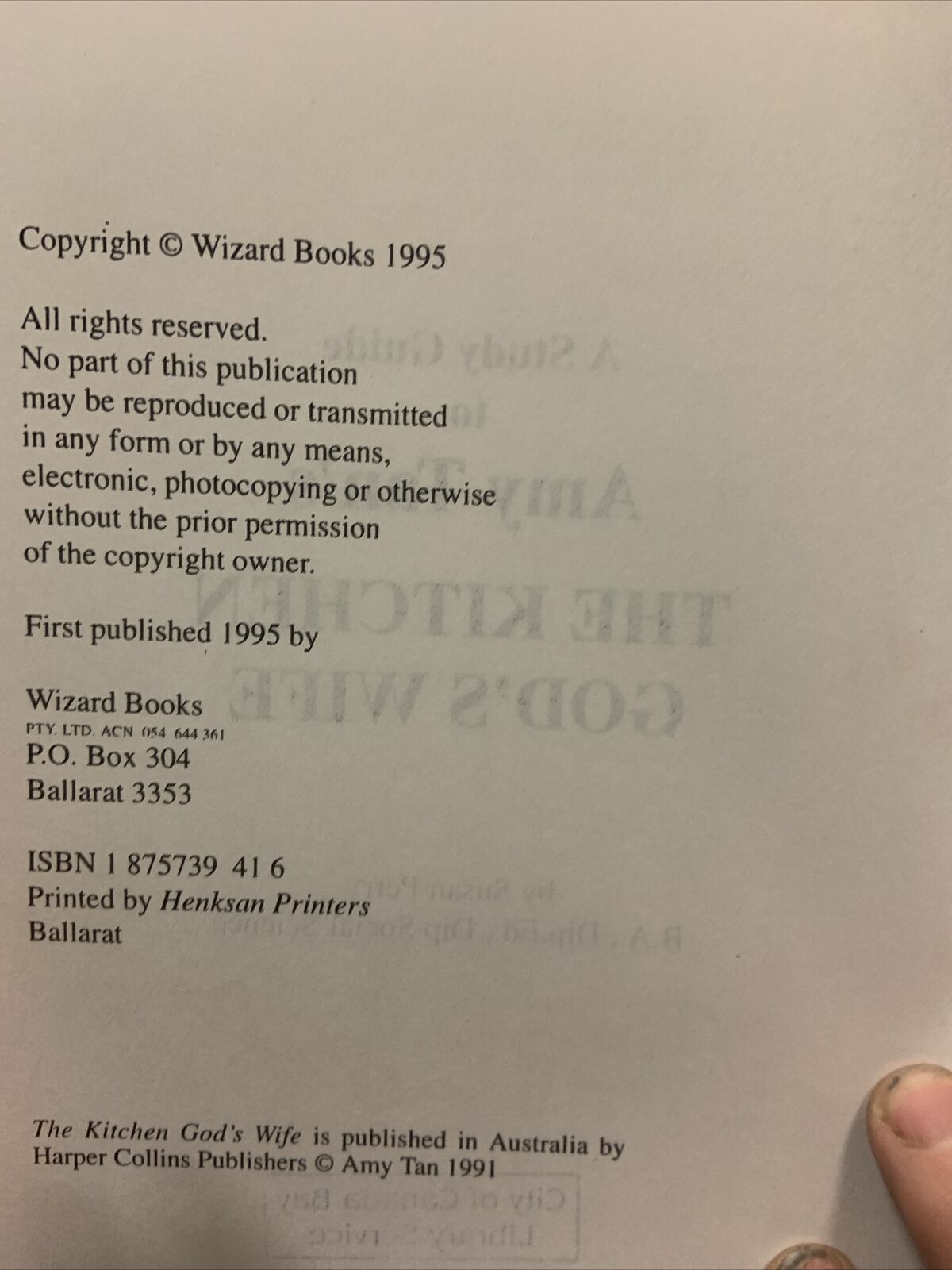 PB Book THE KITCHEN GODS WIFE AmyTan 1996 First Edition Thin Booklet