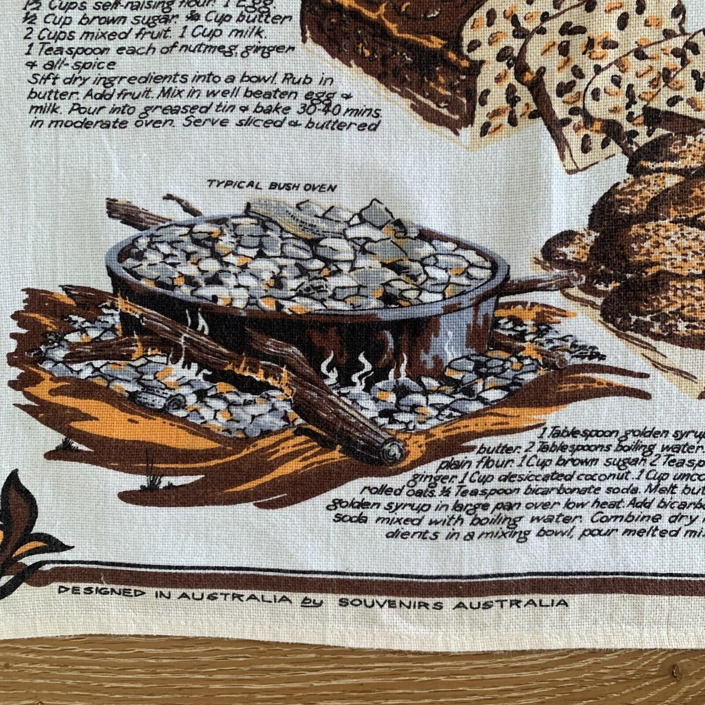 TEA TOWEL Cotton Croydon Outback QLD BREADS & BISCUITS Recipes Souvenir 70 x46cm
