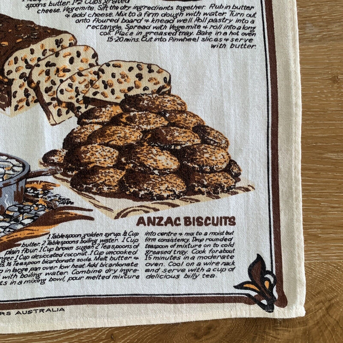 TEA TOWEL Cotton Croydon Outback QLD BREADS & BISCUITS Recipes Souvenir 70 x46cm