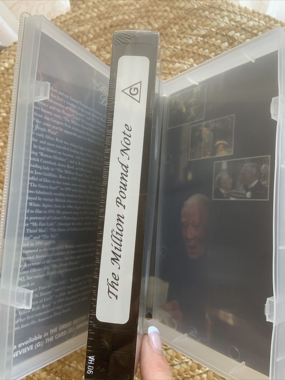 VHS THE MILLION POUND NOTE Gregory Peck Aristocrat Hollywood Video Sealed NEW