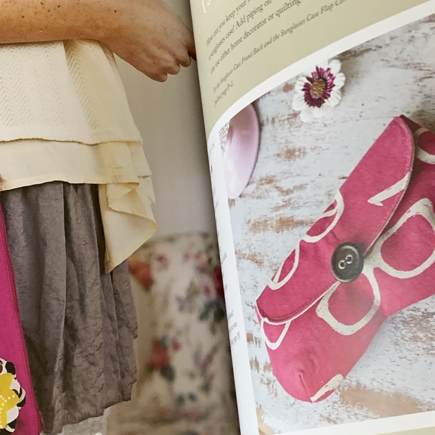 PB BAGS The Modern Classics Clutches Hobos Satchels & More Book Sue Kim 2011