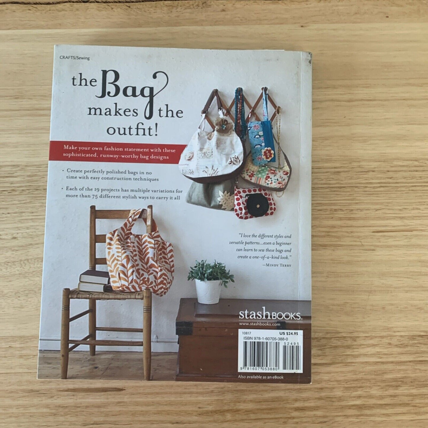 PB BAGS The Modern Classics Clutches Hobos Satchels & More Book Sue Kim 2011