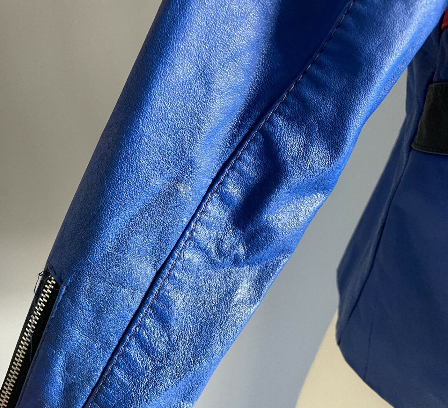 Boys CLAUDE Cobalt Blue Pleather w Red & Black Stripe Moto Style Jacket Size 4