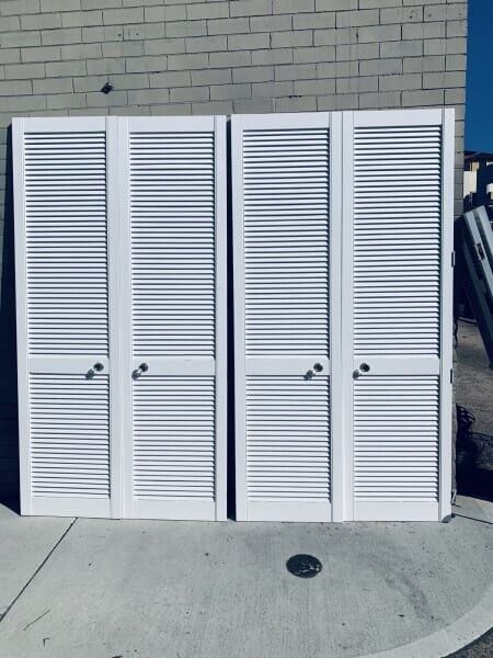 2x Rustic French Louvre Door 2350x720mm White acrylic crystal knobs 2 Pair Avail