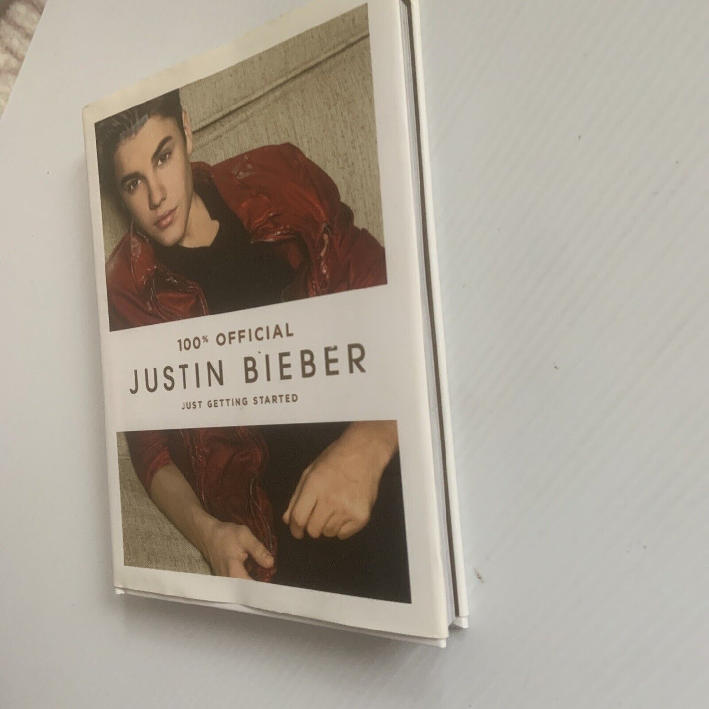 HC Book 100% Official Justin Bieber Just Getting Started by Justin Bieber 2012