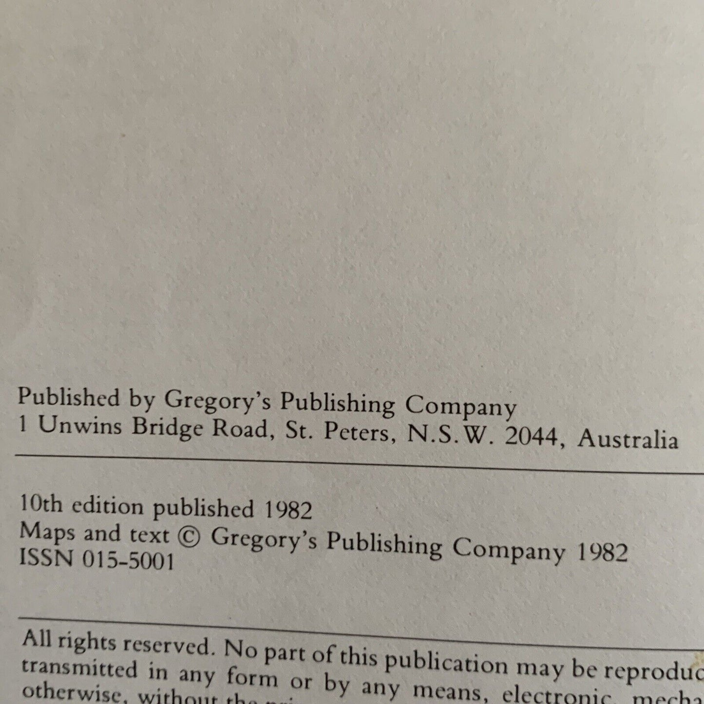 PB Book GREGORYS FISHING GUIDE BOOK 10th 1982 Foxing Illustrated Fish Catalogue