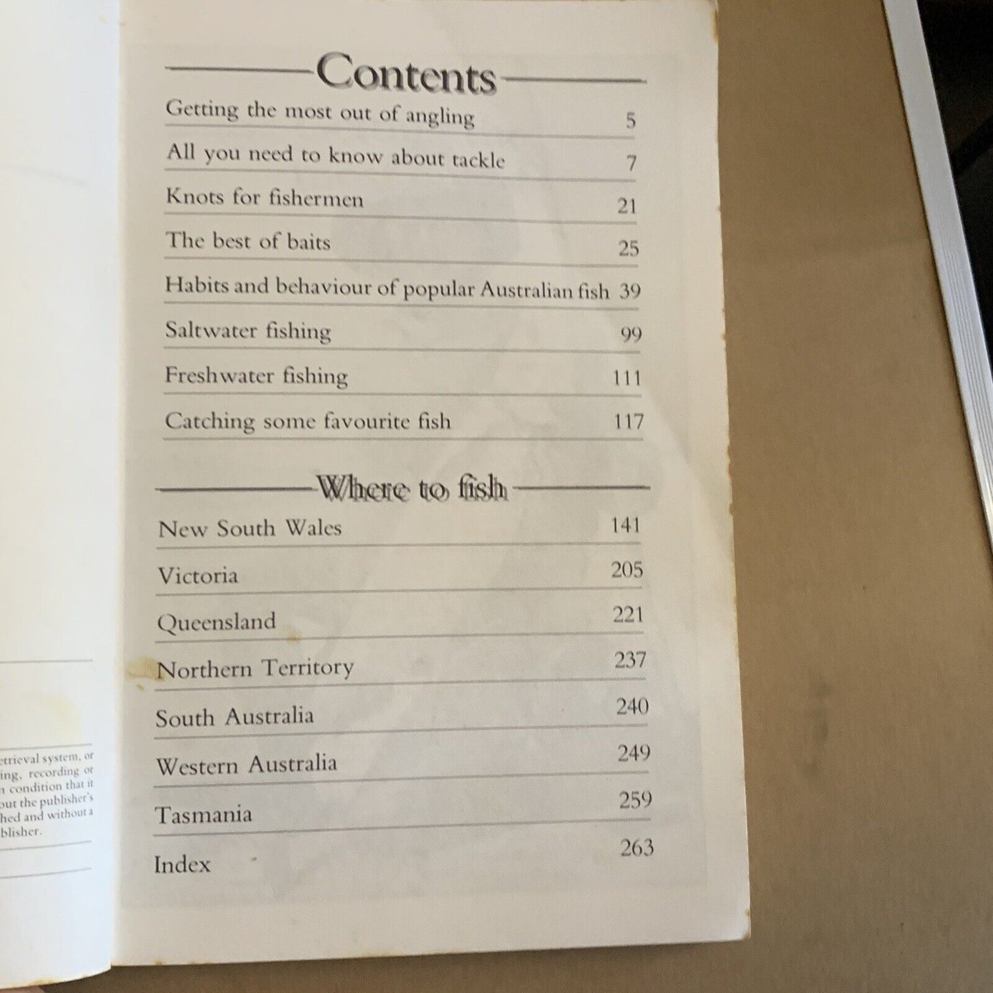 PB Book GREGORYS FISHING GUIDE BOOK 10th 1982 Foxing Illustrated Fish Catalogue