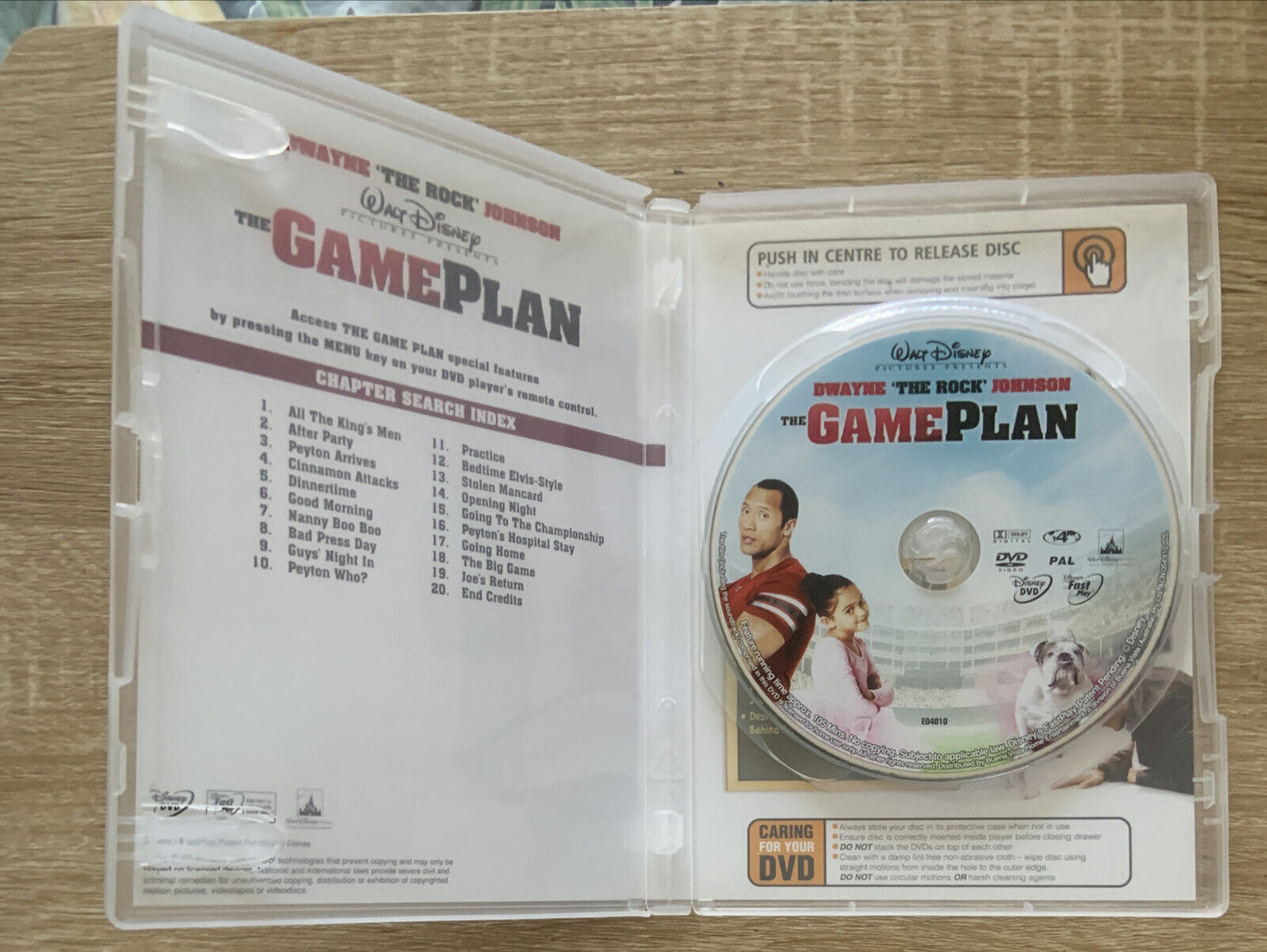 DVD THE GAME PLAN Walt Disney Dwayne Johnson Comedy The Rock Movie