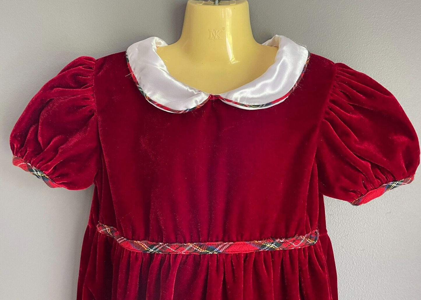 Vintage Girls LONGROAL Deep Red Velour Tartan Trim Peter Pan Collar Sz 5 no tag