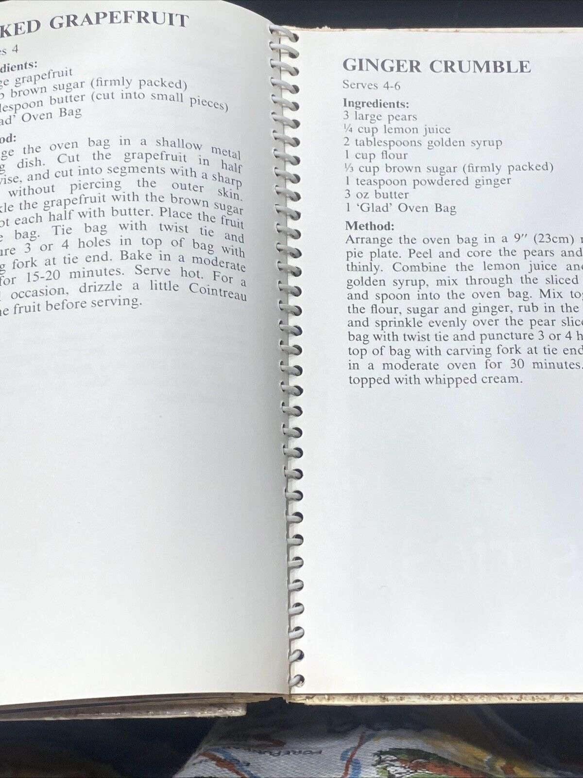 The OVEN BAG Cookbook Glad Products Spiral Bound HC 1973 Recipes