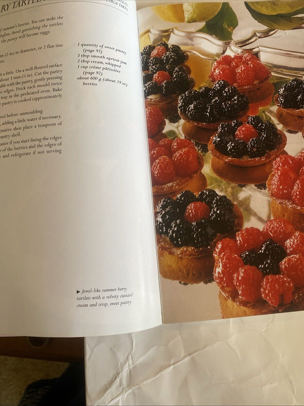 Gabriel Gate's Sweet Treats Bookazine 50 + Great Cakes Biscuits Slices Desserts