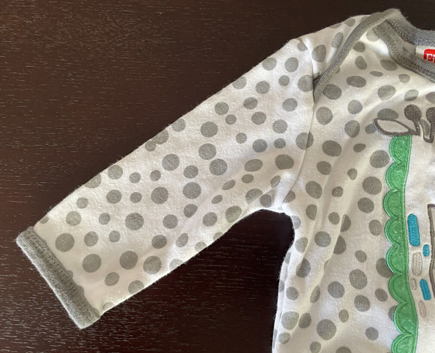 Baby One Piece Romper Grey & White Polka Dot Size 000 3 Mths Giraffe Block Motif