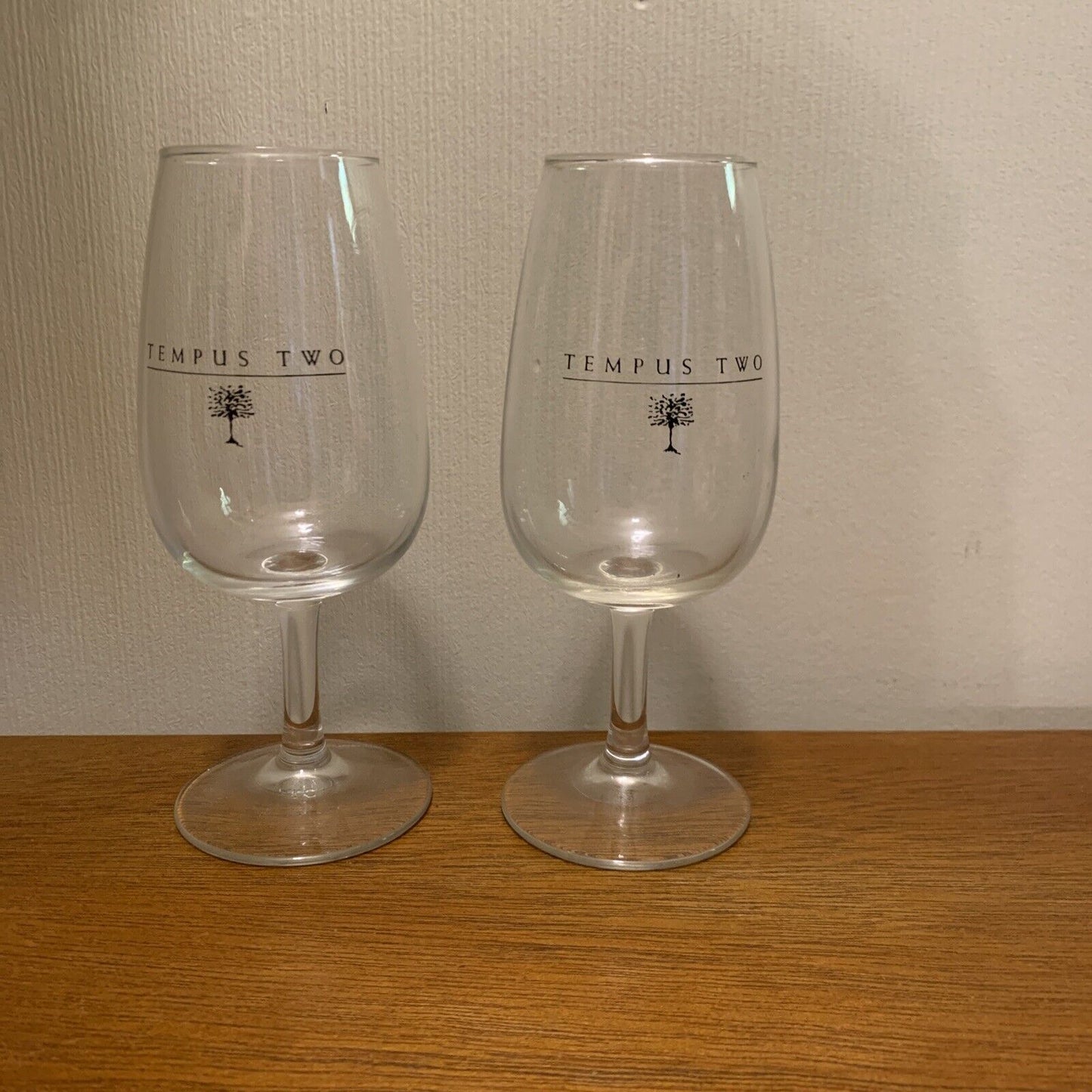 2 TEMPUS TWO Flute Glass Logo Stem 200ml Wine Bubbly Tealight Lisa McGuigan NEW