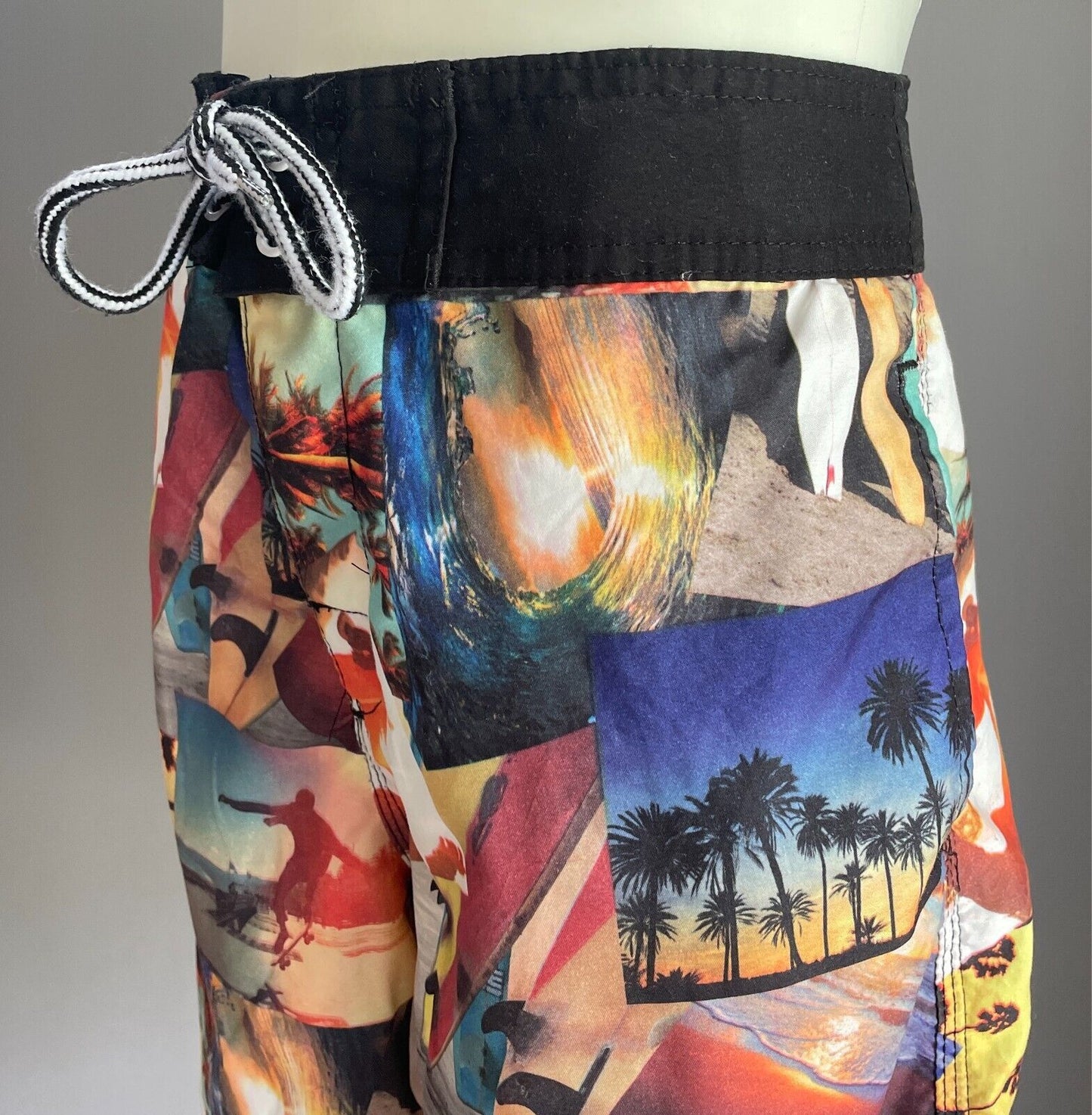 URBAN SUPPLY Board Shorts Boys Size 12 Multicolour Skate Beach Scene Tie Waist