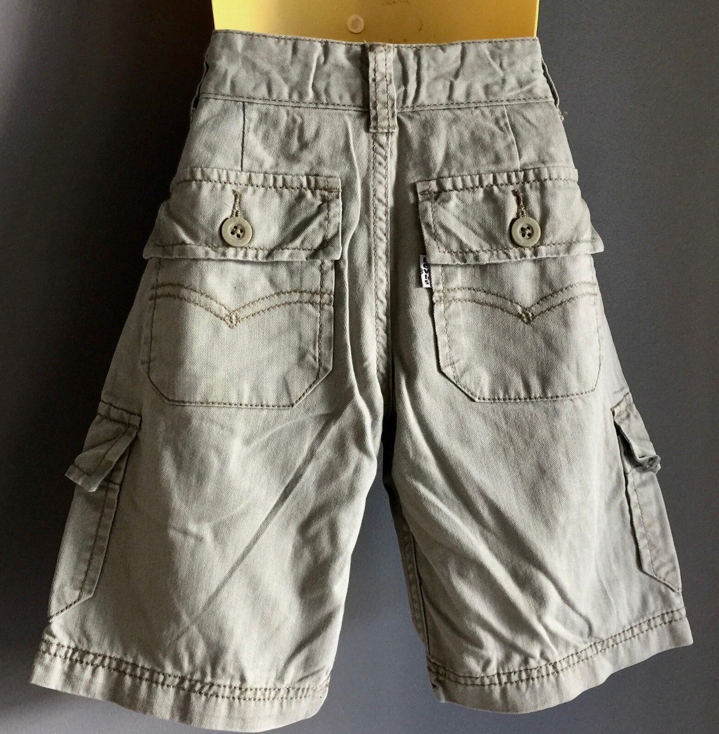 LEVIs Light Khaki Cargo Shorts Boys Size 3 - 4 yrs Smart Casual