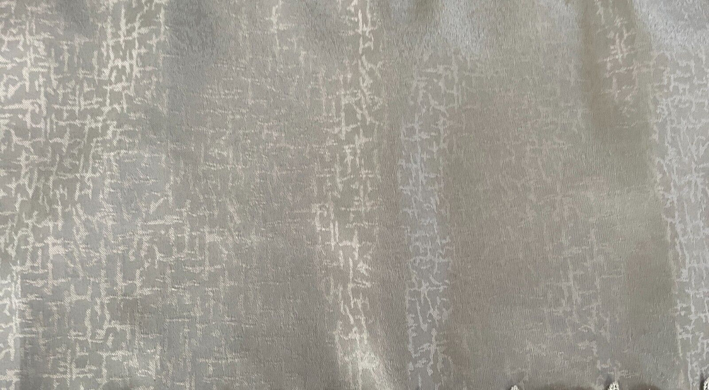 3 Piece Set Silver Grey Jacquard Fabric & Lace Trim Table Runner + 2 Doilies NEW
