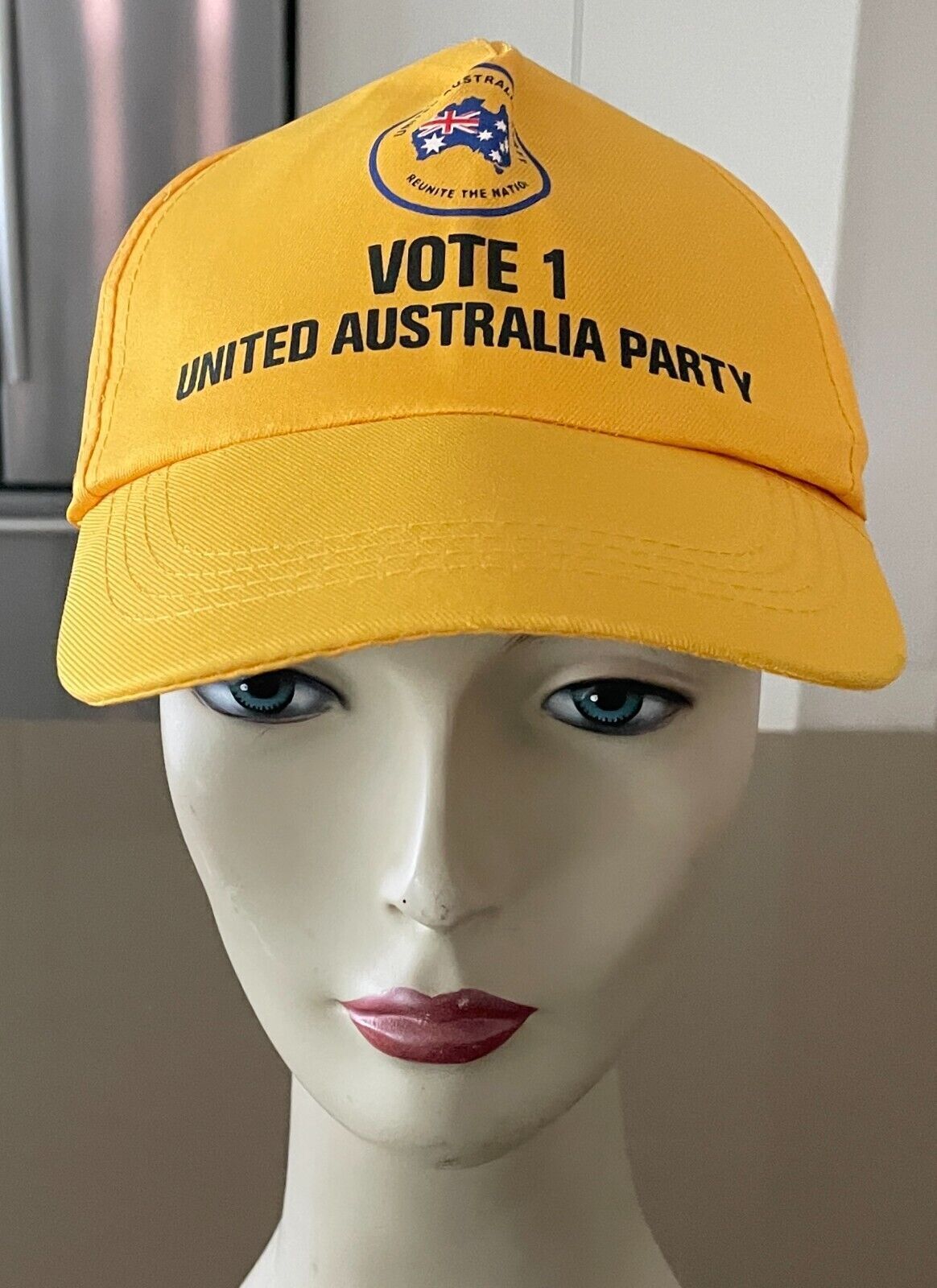 Cap 2022 UNITED AUSTRALIA PARTY Vote 1 Clive Palmer Politics UAP Yellow Hat NEW