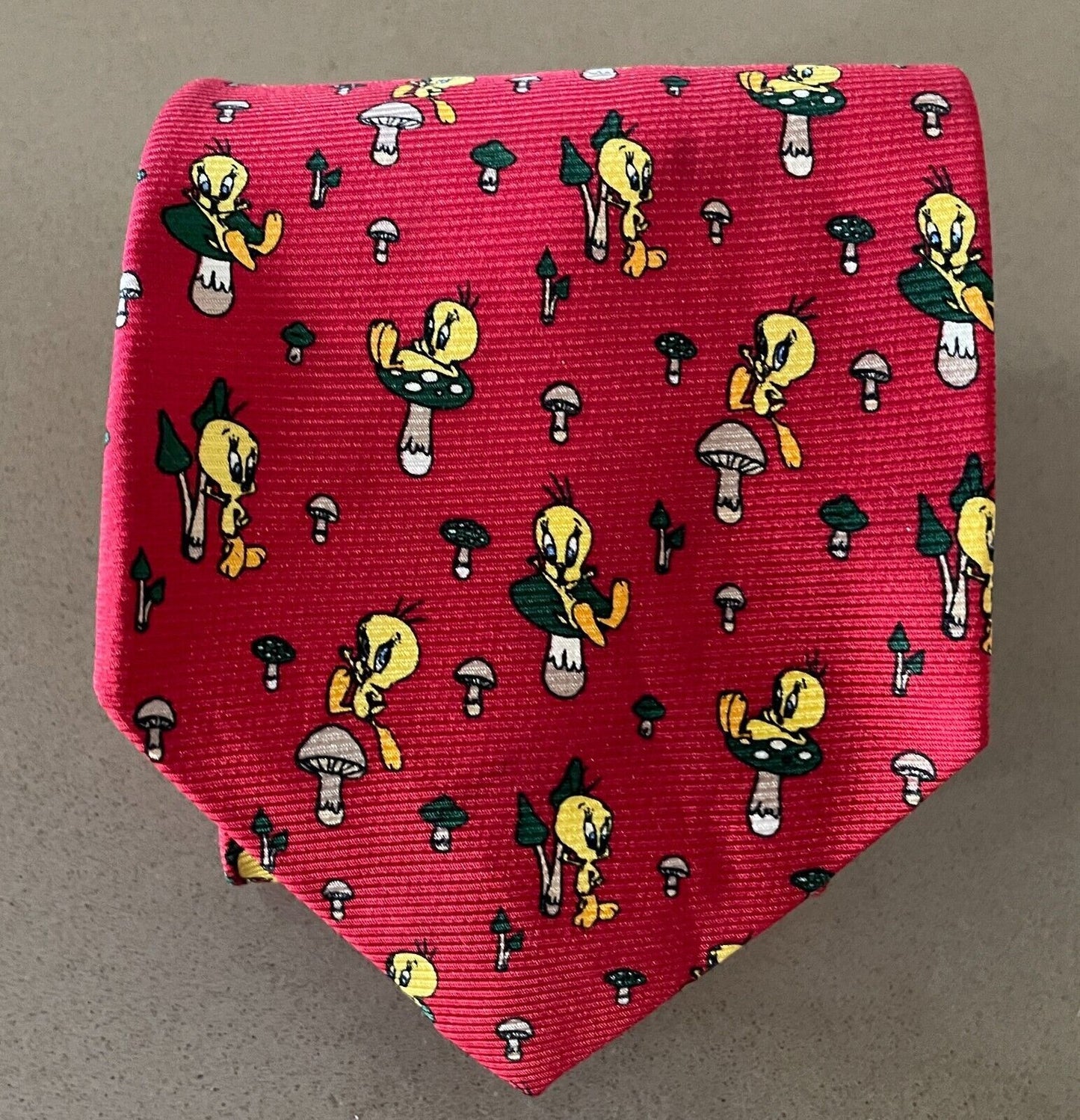 NeckTie LOONEY TUNES Red Tweety Bird & Mushroom Print Novelty Neck Tie