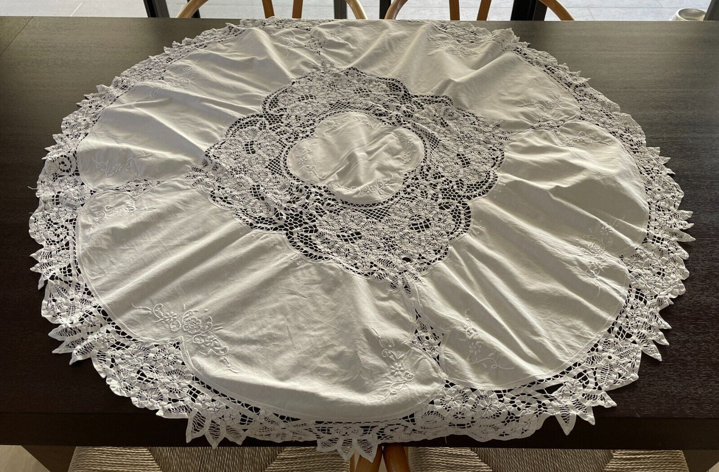 TABLE CLOTH Vintage 1960'S White Round Cotton with Cut Out Lace Trim 119 x 123cm