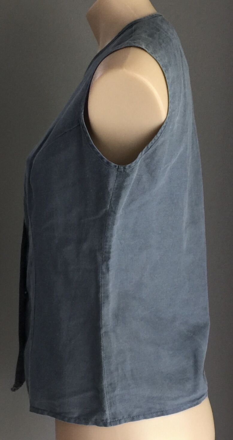 WITCHERY Vest Chambray Blue Button Front Sleeveless Top Lightweight Size 8 10