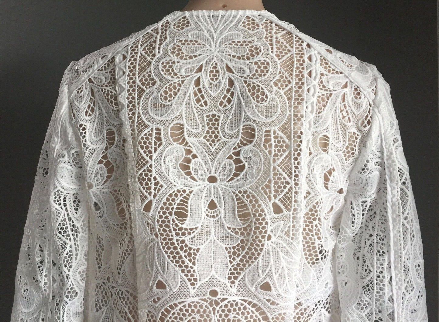 LACE CROP Jacket Soft White Drape Ladies Size 10 New Vintage Stunning!