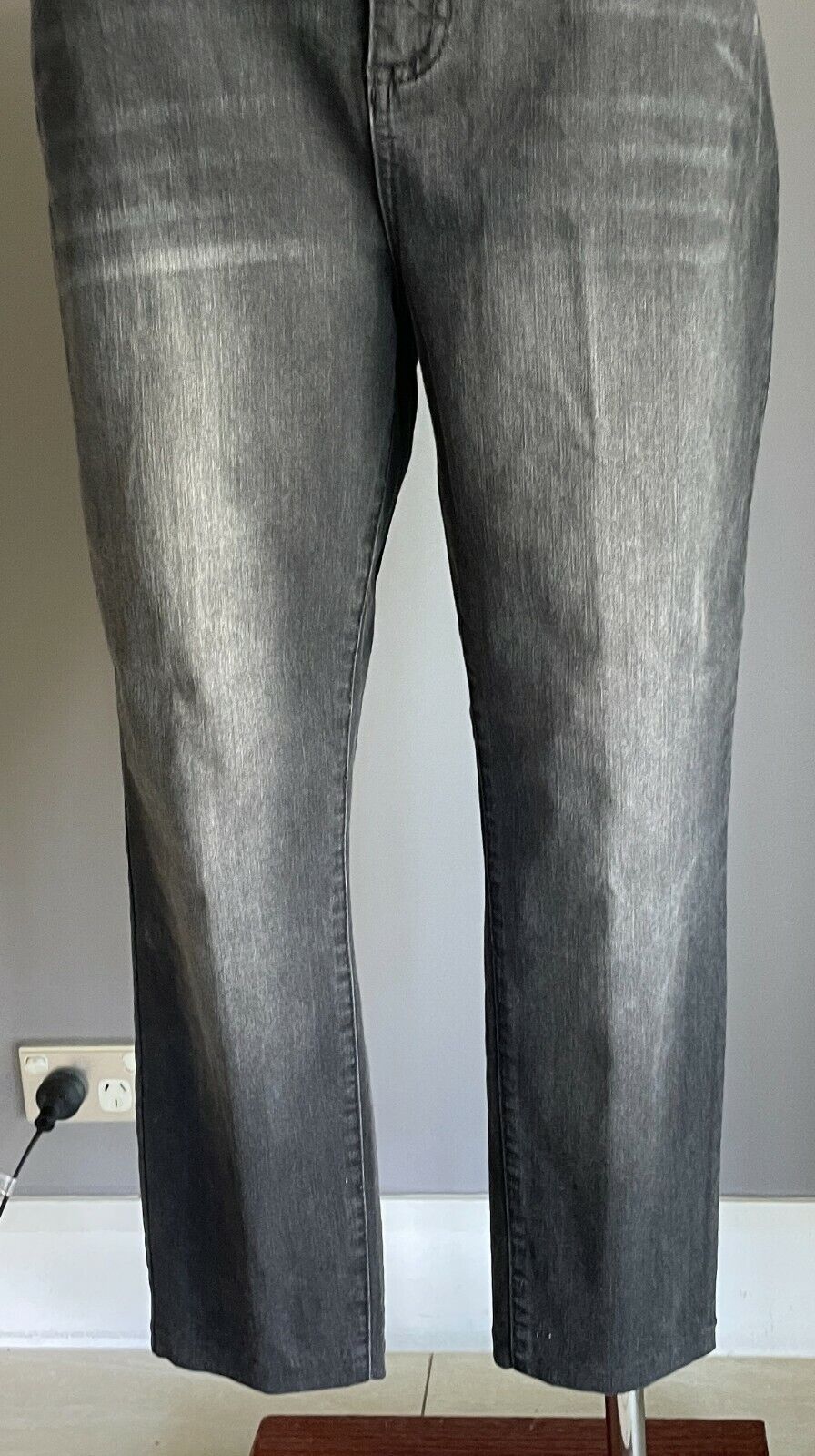 Size 14 Jeans SUZANNE GRAE DENIM Cropped Black Wash Slim Leg Ladies