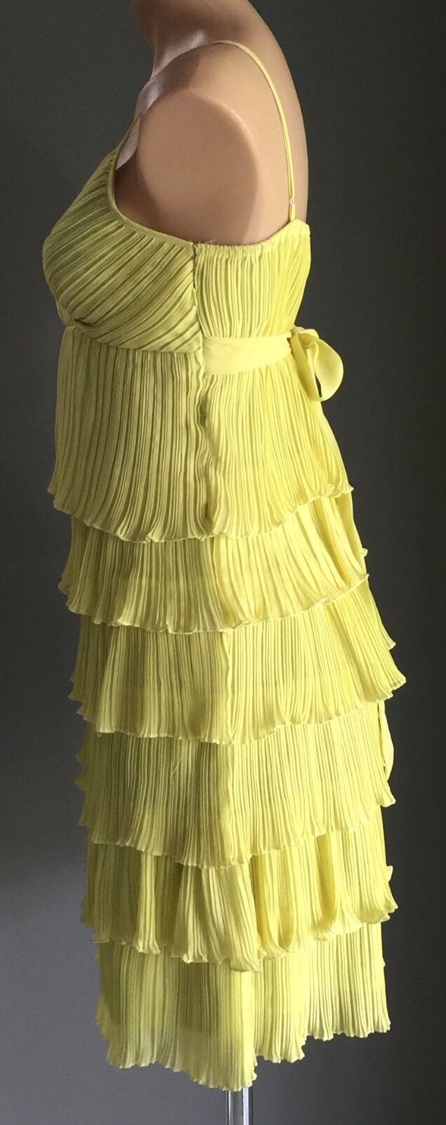 F GEAR Dress Pale Lime Green Sleeveless Tier Layer Ladies Size 12 Stunning NEW